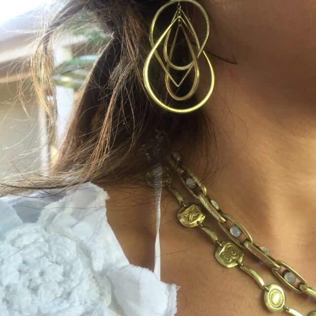 Multi Tear Ring Drop