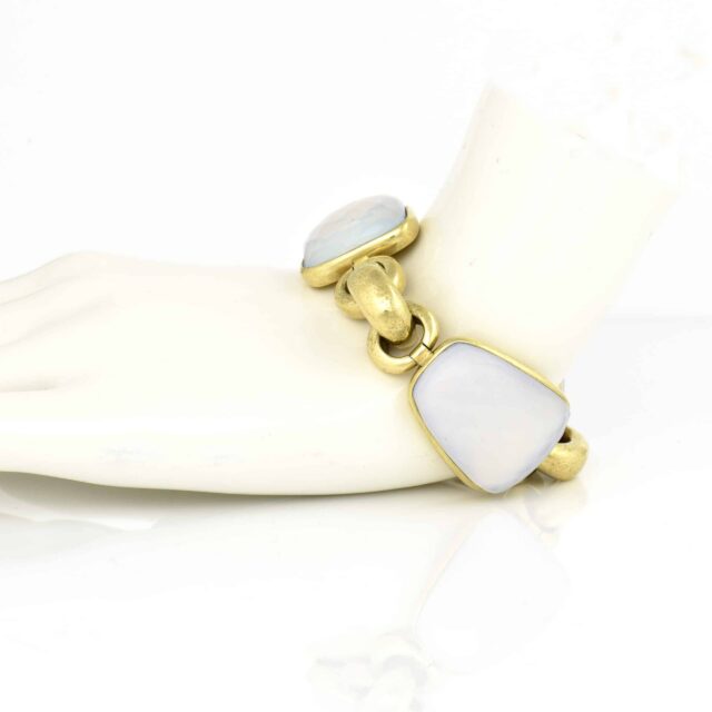 Three stones with Hoop Links Bracelet