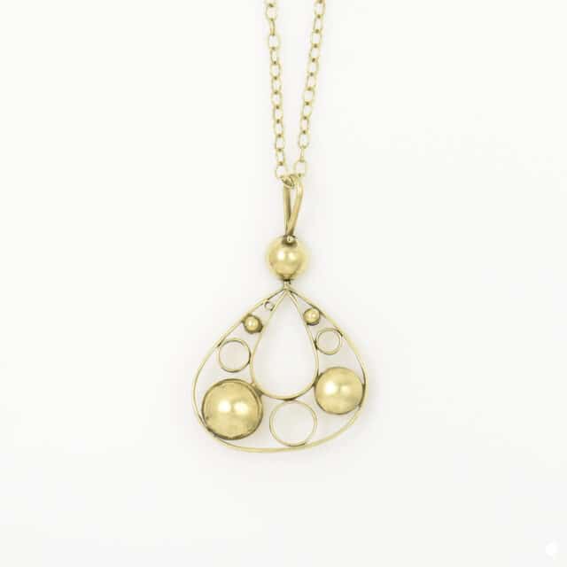 Wide Rounded Drop with Circles