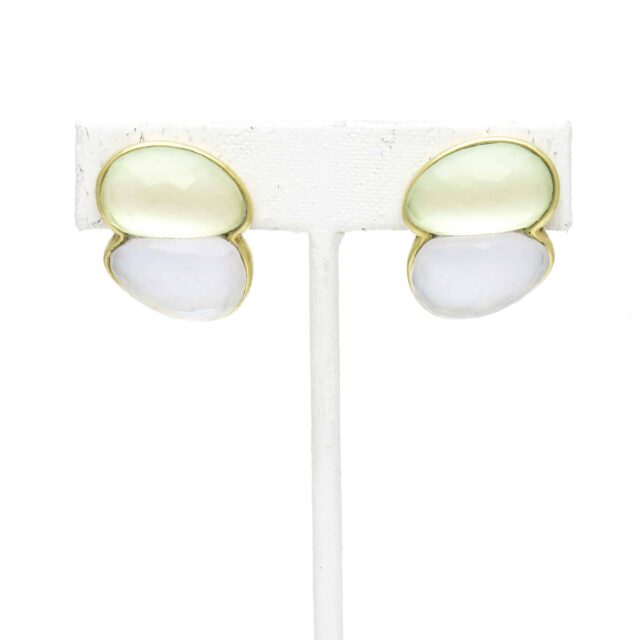 Double Oval Stone on Button