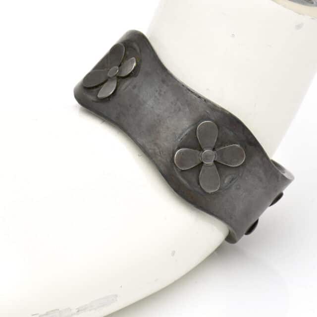 Curvy Cuff with 3D Flowers