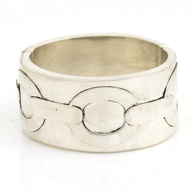 Chunky Engraved Link Bangle