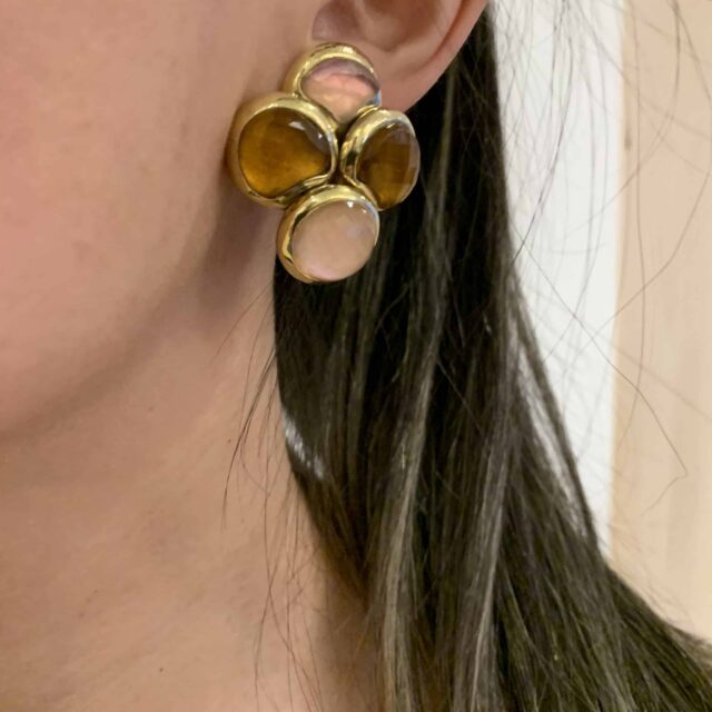 Four Overlap Stone Earring