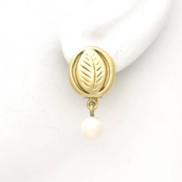 Leaf Stud with Pearl Drop