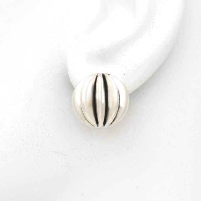Five Flap Round Button