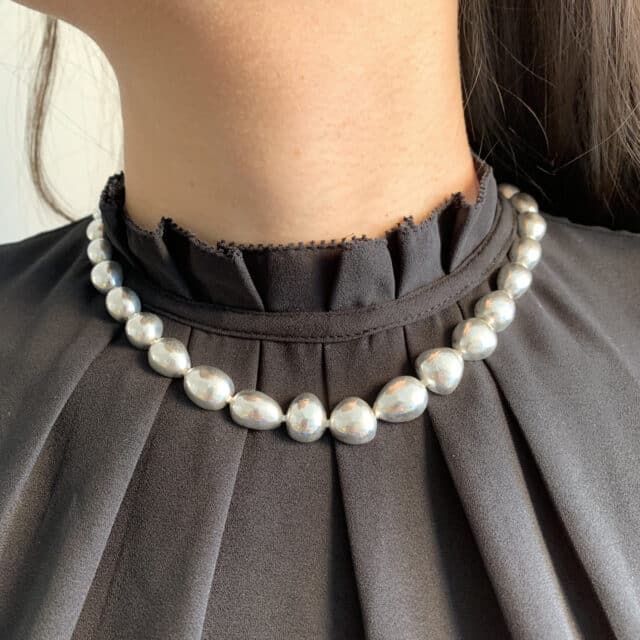 Flat Back Pebble Necklace