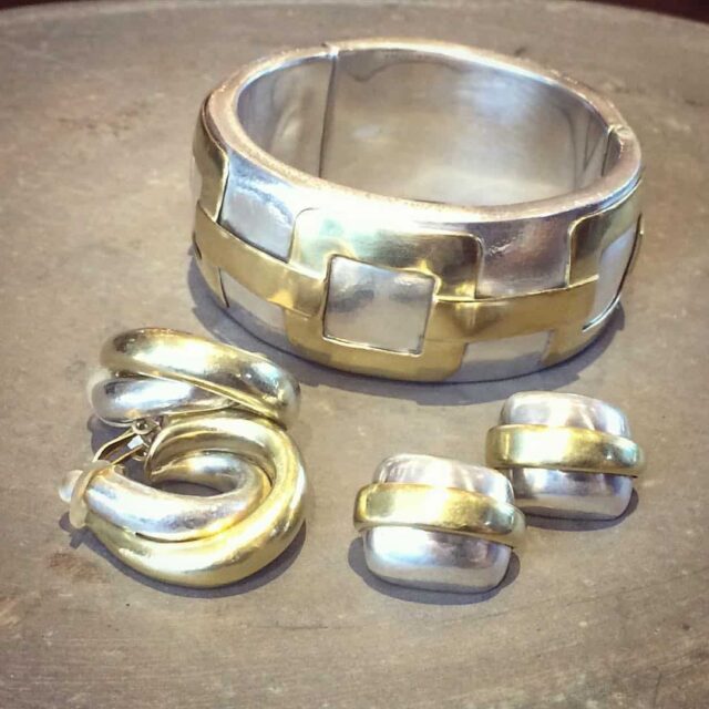 Thick Cuff w/ Chain Engraved