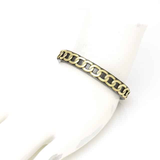 Bangle with Chain Engraving