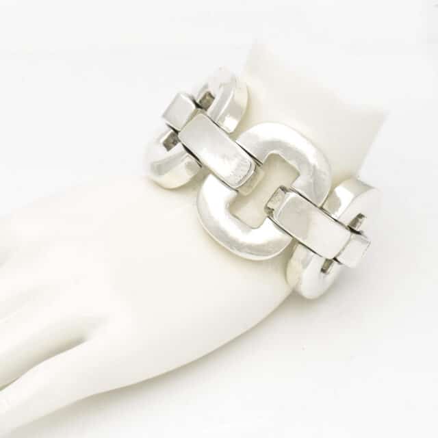 Open Rectangle Rounded Bracelet