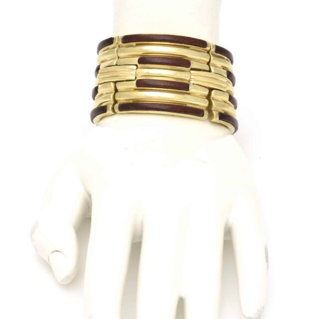 Wood Lined Circle Bracelet