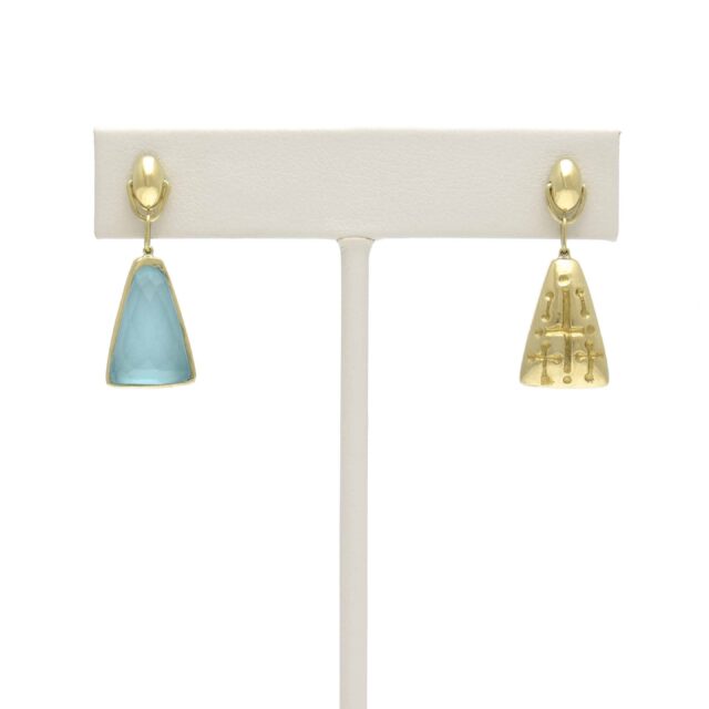 Triangle Engraved Reversible Light Blue Drop on Pod Top