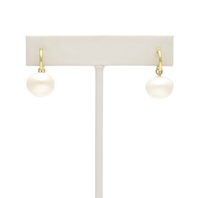 Pearl Drop on Hoop Top