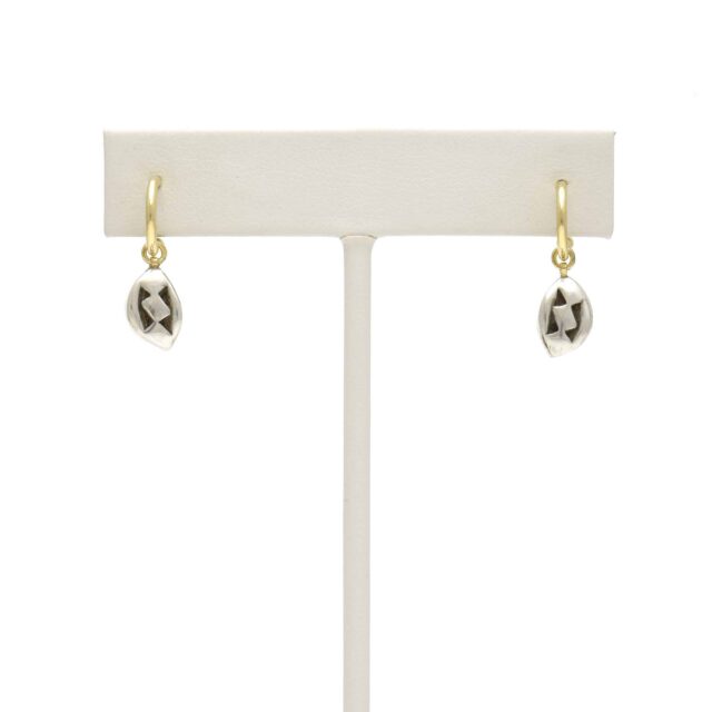 Zig-Zag Spear Drop on Hoop Top