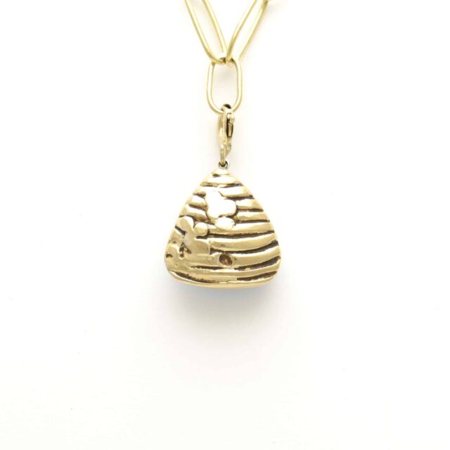 Beehive Reversible Stone Cahrm