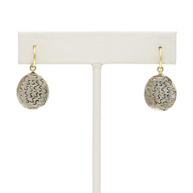 Silver Squiggles on Oval on Hoop Top