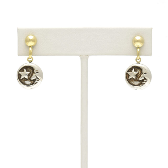 Star and Moon on ball Ring Drop