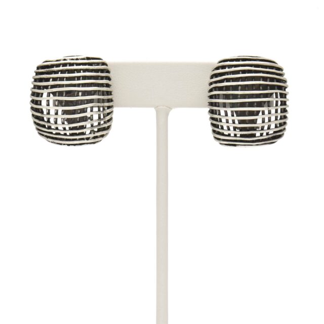 Thin Wire Square Basket Button Silver Clip Post