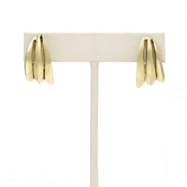 Angled Banned Tapered Hoop Clip Post
