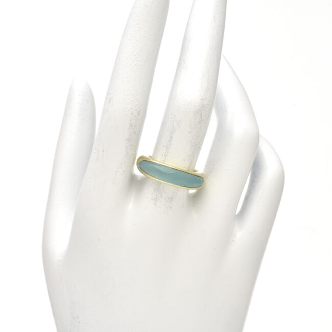 Skinny Ring With Inlaid Stone