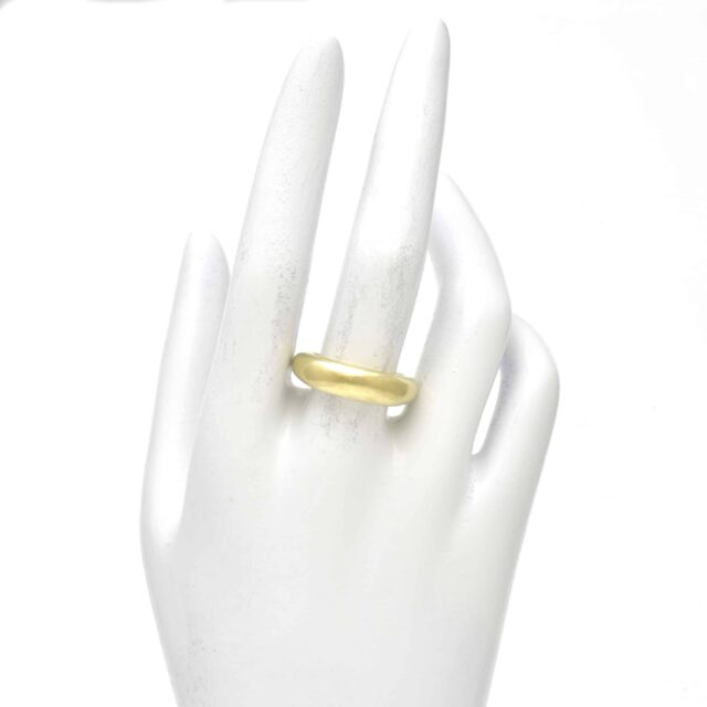 Single Band Ring
