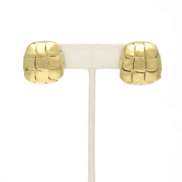Soft Square Button w/ Small Overlapping Soft Square Design