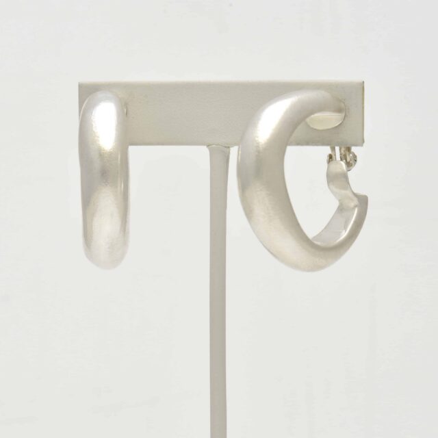 Tapered Oval Drop Hoop 36 x 10 x 29mm Silver Finish