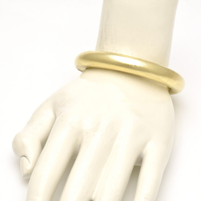 11mm Cuff with Spring Closure