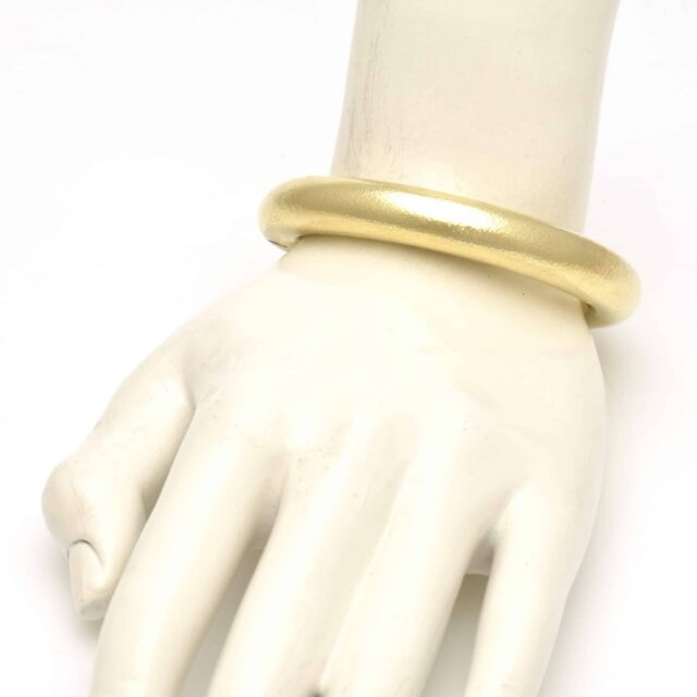 11mm Cuff with Spring Closure
