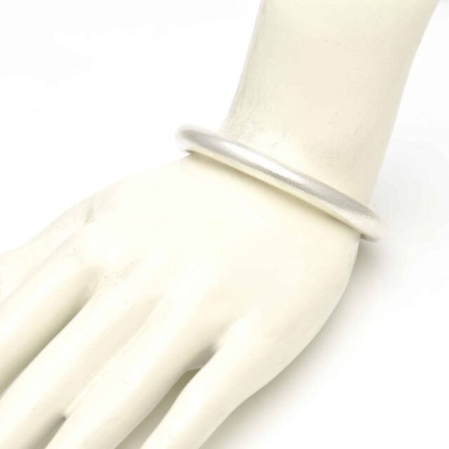 7mm Cuff with Spring and Magnetic Closure