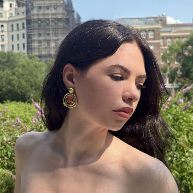 Double Irregular Hoop and Stone