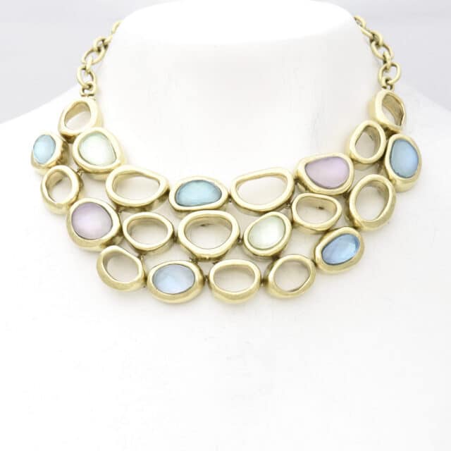 Organic Connected Ovals with Stones