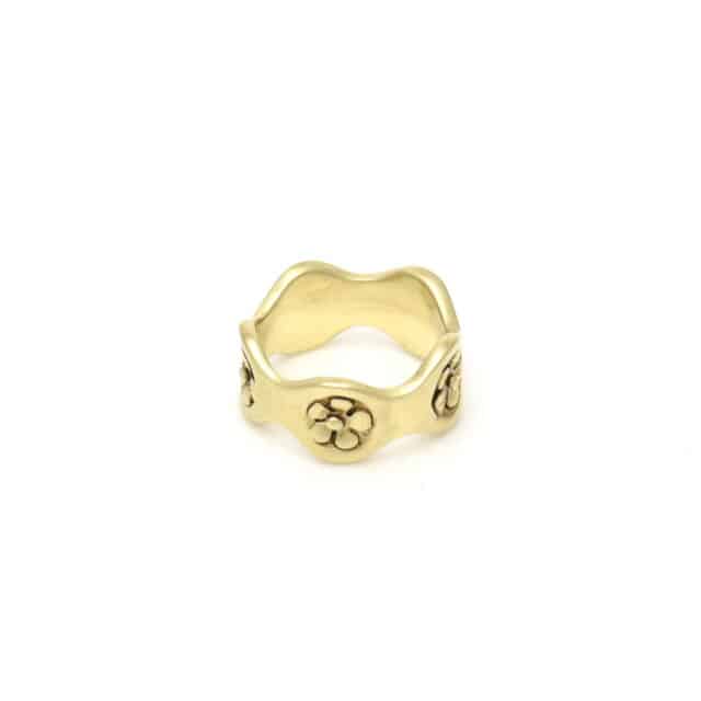 Flowers in Wave Ring